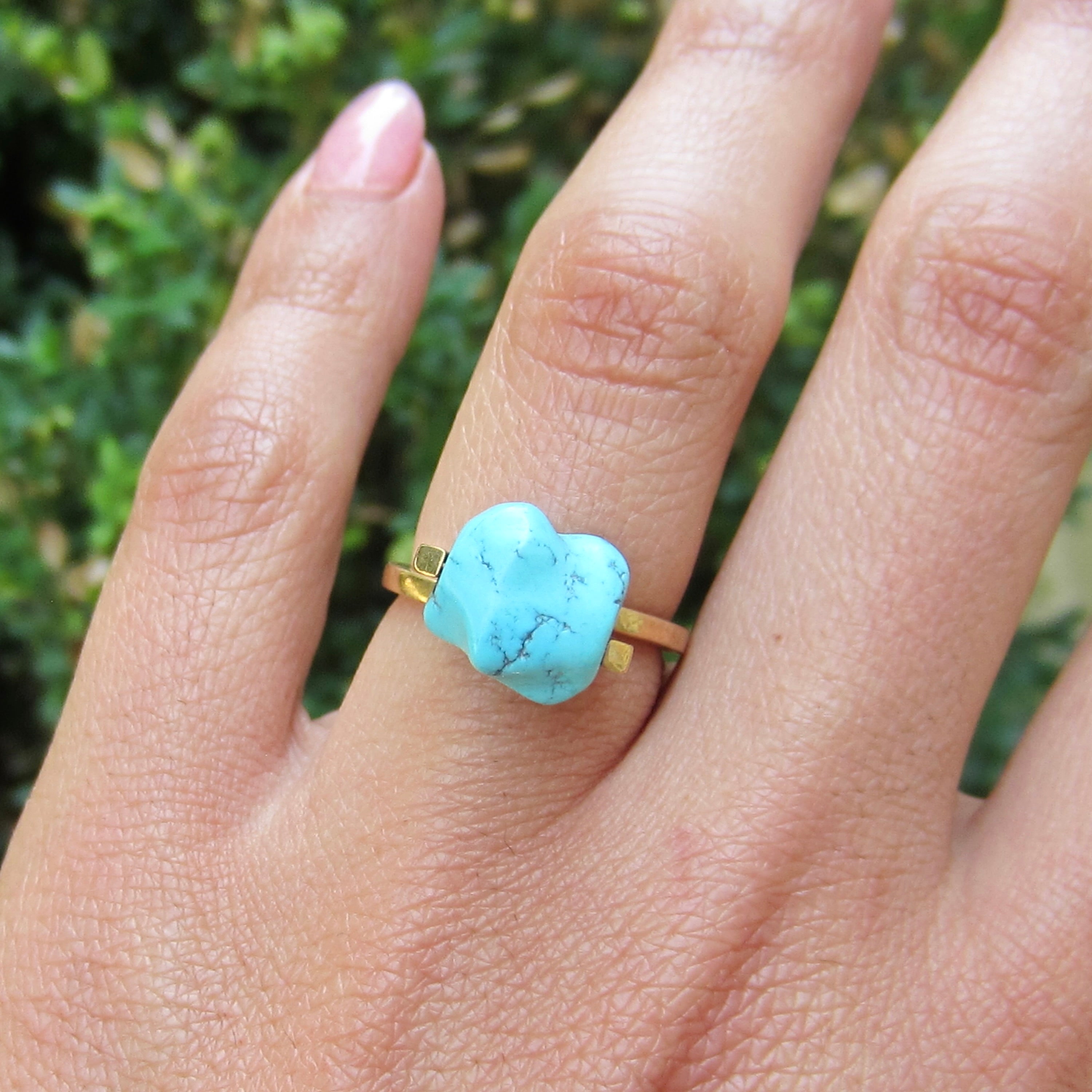 Vintage Modernist 18k Gold Turquoise Nugget Ring c.1970s