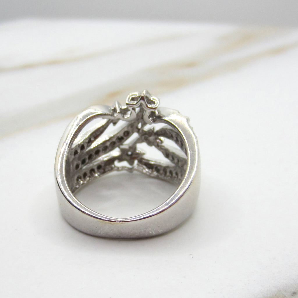 Vintage 14k White Gold Natural Diamond Shooting Star Ring Celestial Jewelry c.1980s