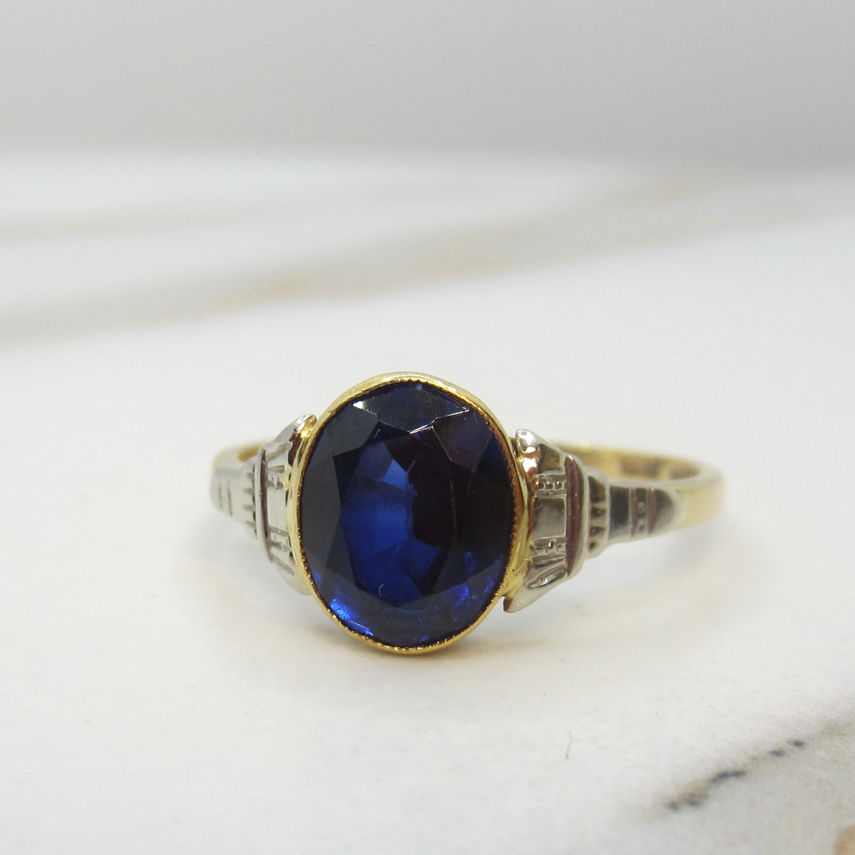 Vintage Art Deco 18k Gold Lab Sapphire Ring c.1930s