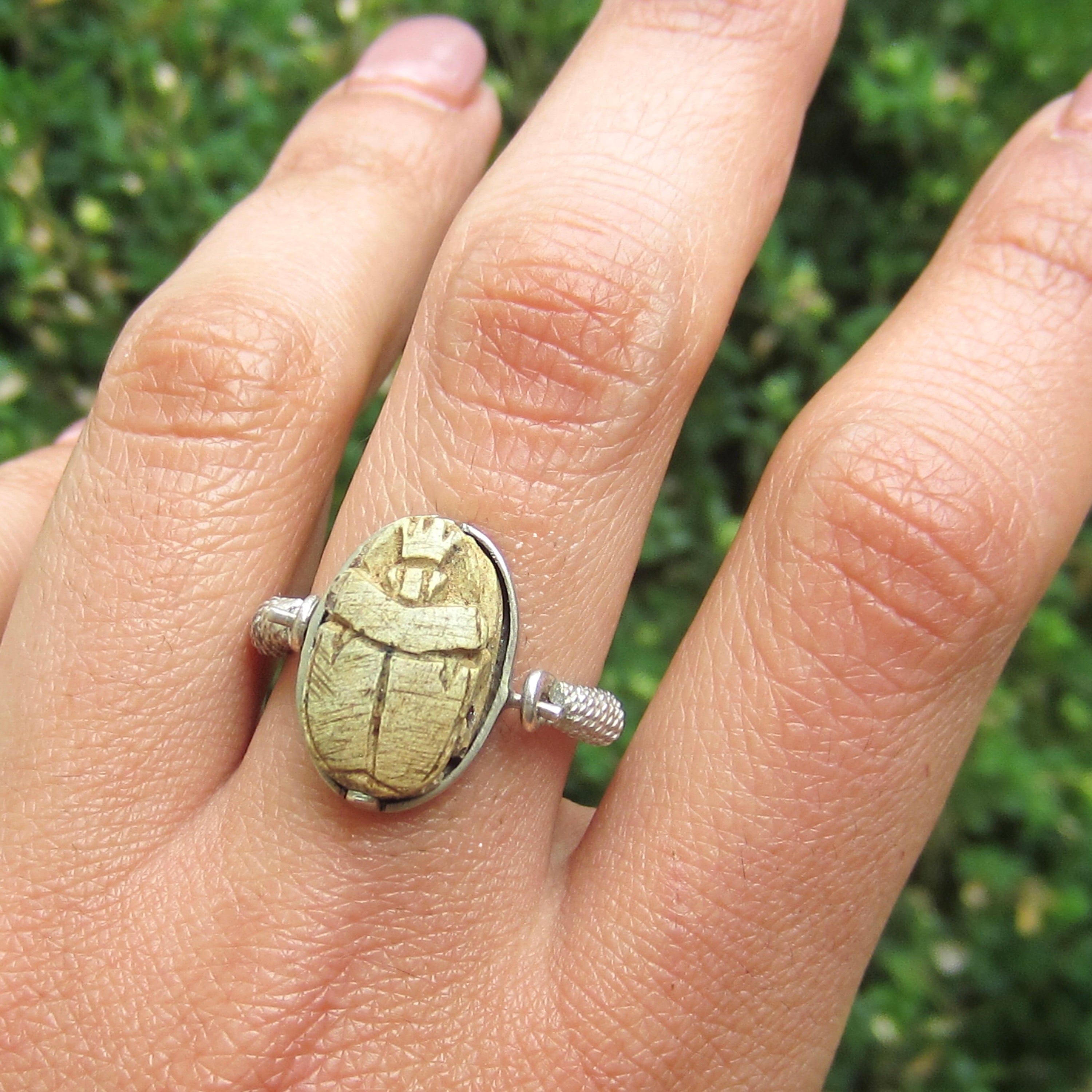 Antique Faience Scarab Flip Ring / Sterling Silver Egyptian Revival Scarab Ring c.1970s