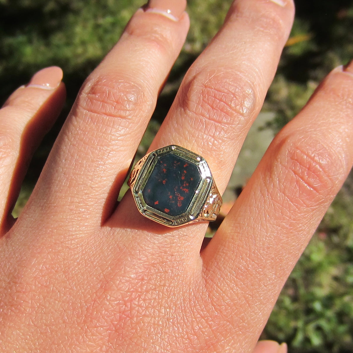 Vintage Art Deco Egyptian Revival 14k Gold Bloodstone Signet Ring