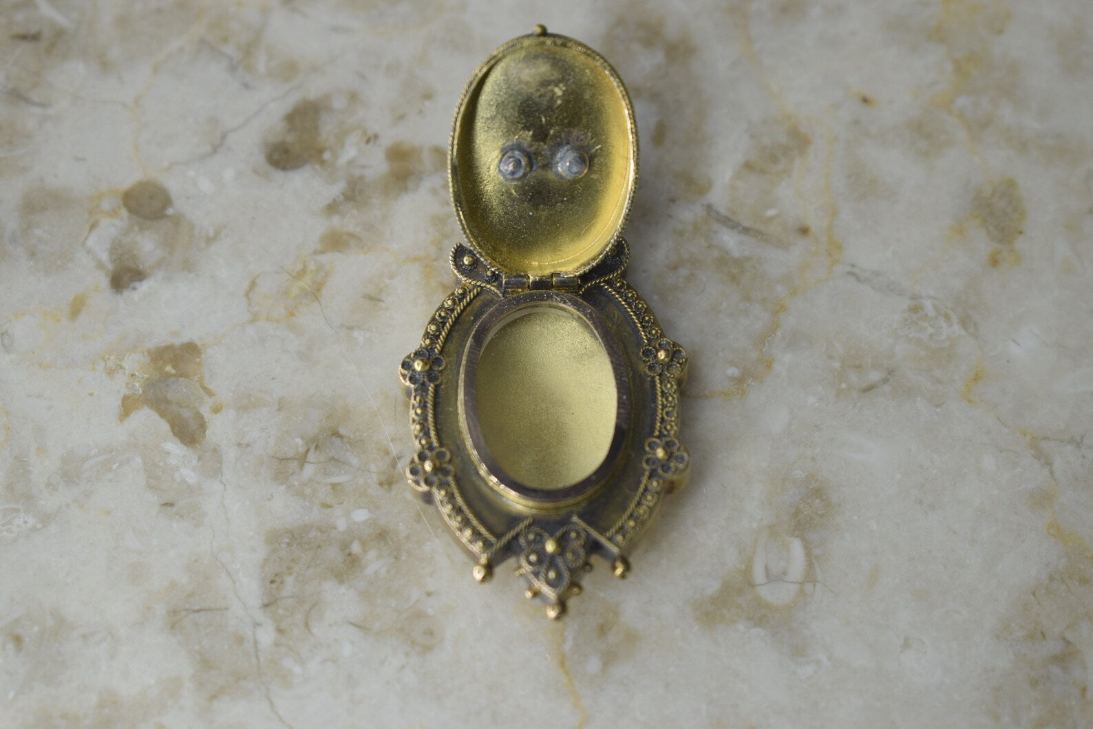 Antique Victorian 14k Gold Etruscan Revival Bird Locket