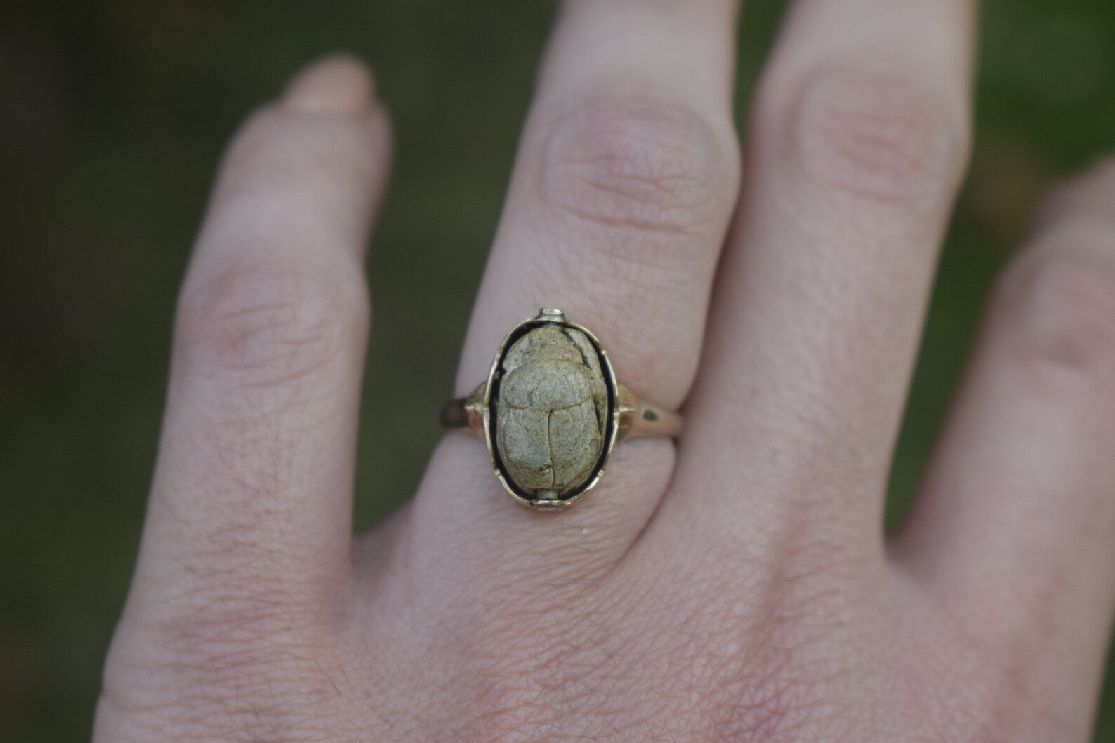 Antique Victorian Egyptian Revival 18k Gold Scarab Ring