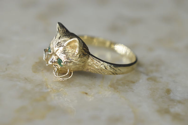Vintage 14k Gold Cat Ring With Green Glass Eyes