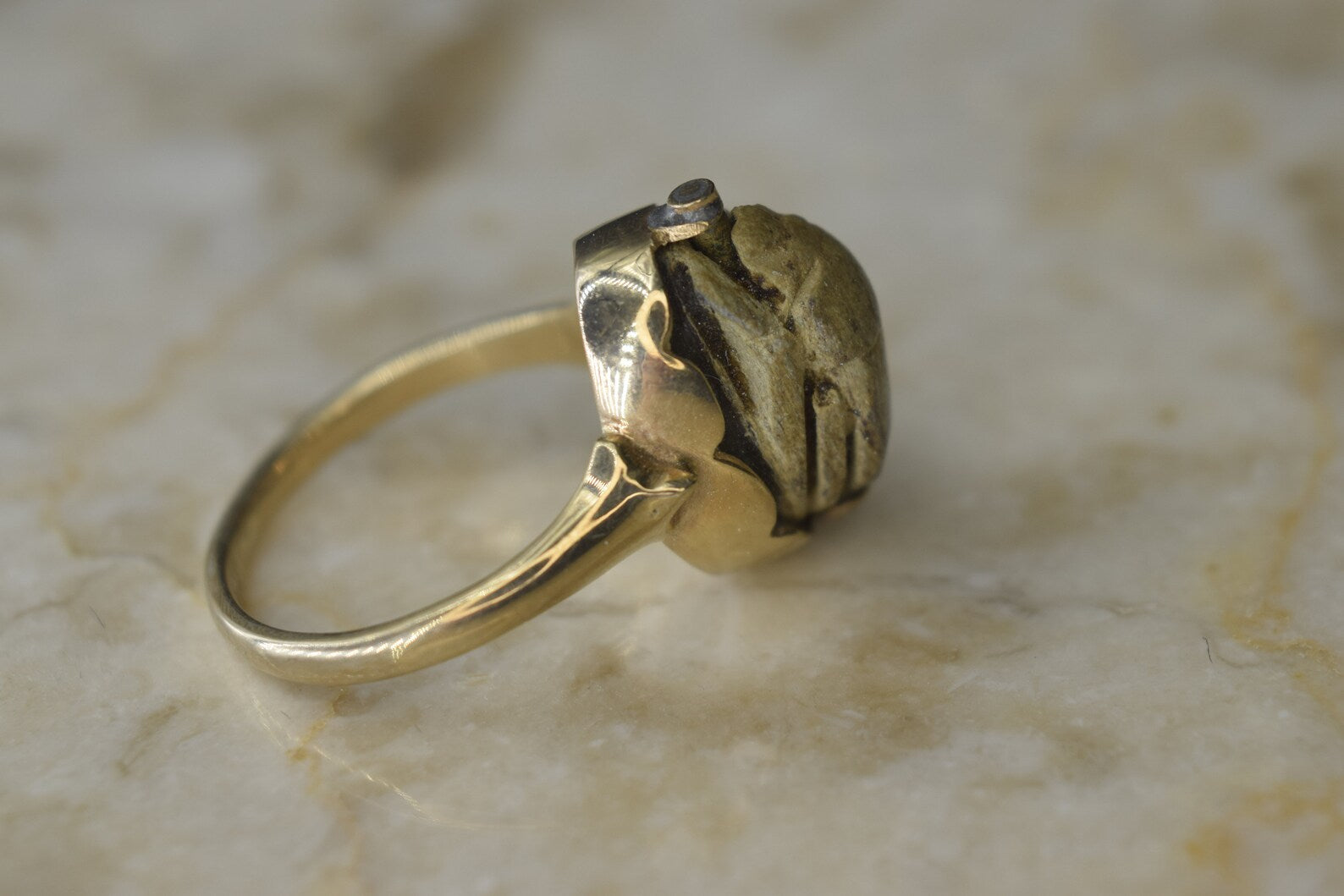 Antique Victorian Egyptian Revival 18k Gold Scarab Ring