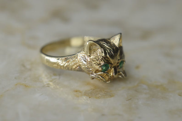 Vintage 14k Gold Cat Ring With Green Glass Eyes