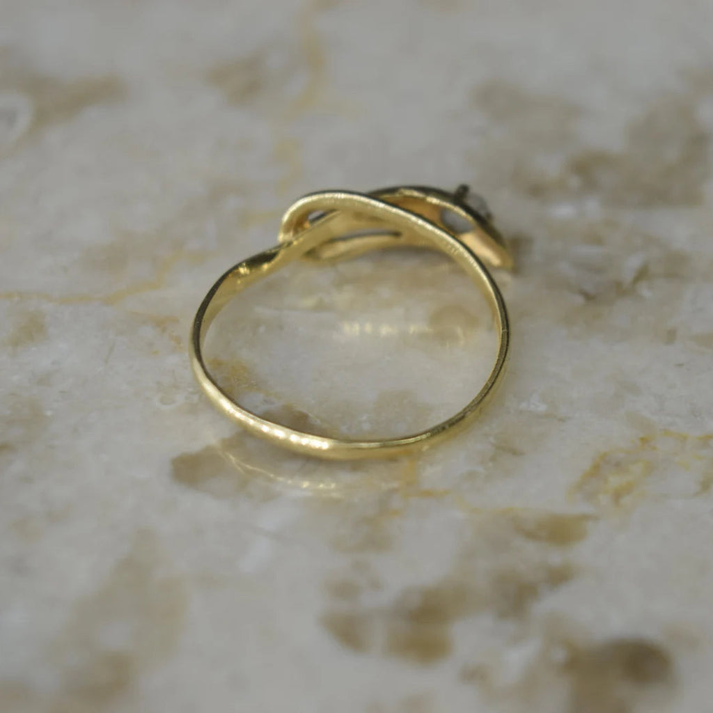 Antique 18k Gold Snake Ring with Rose Cut Diamond c.1900