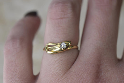 Antique 18k Gold Snake Ring with Rose Cut Diamond c.1900