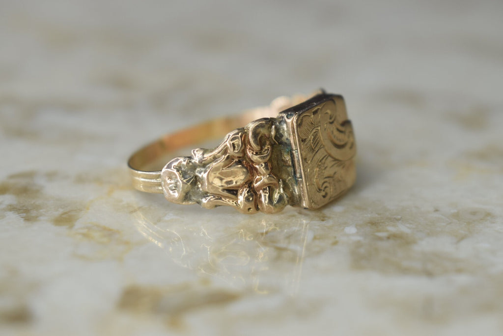 Antique 14k Gold Secret Compartment Ring Monogram J.D. Dutch Hallmarks c.1860s