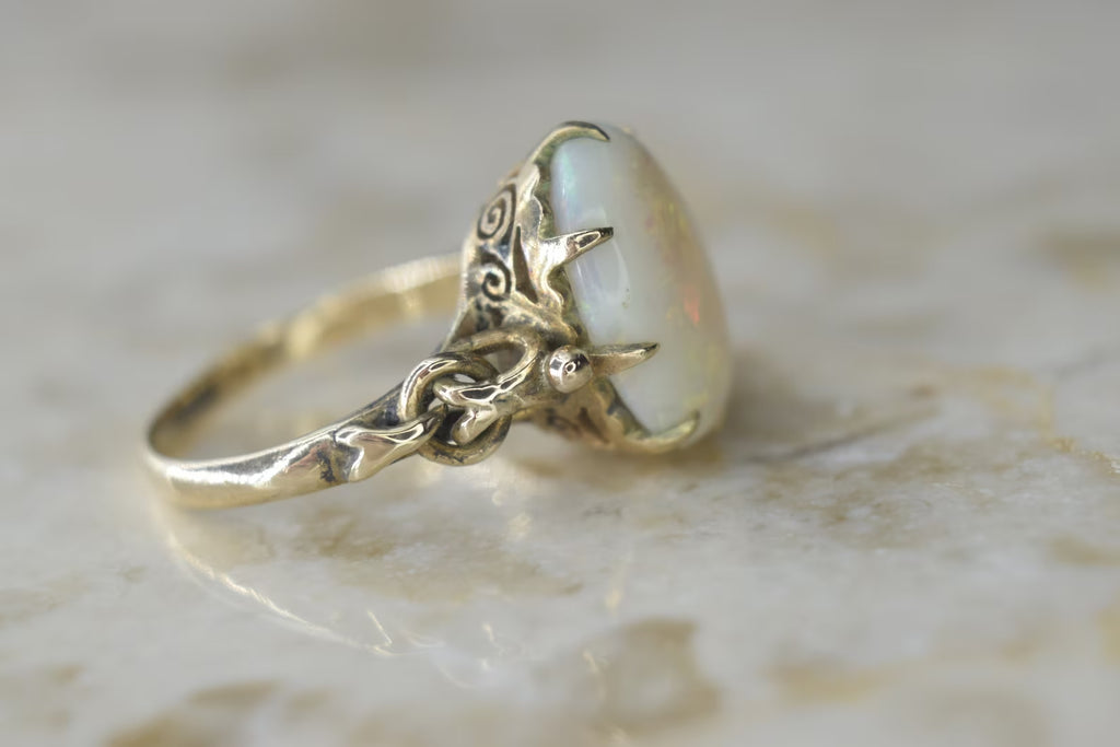 Antique Victorian 14k Gold Opal Ring c.1880s