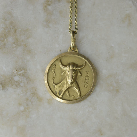 Vintage 18k Gold Taurus Zodiac Horoscope Charm Spanish Dated 1973