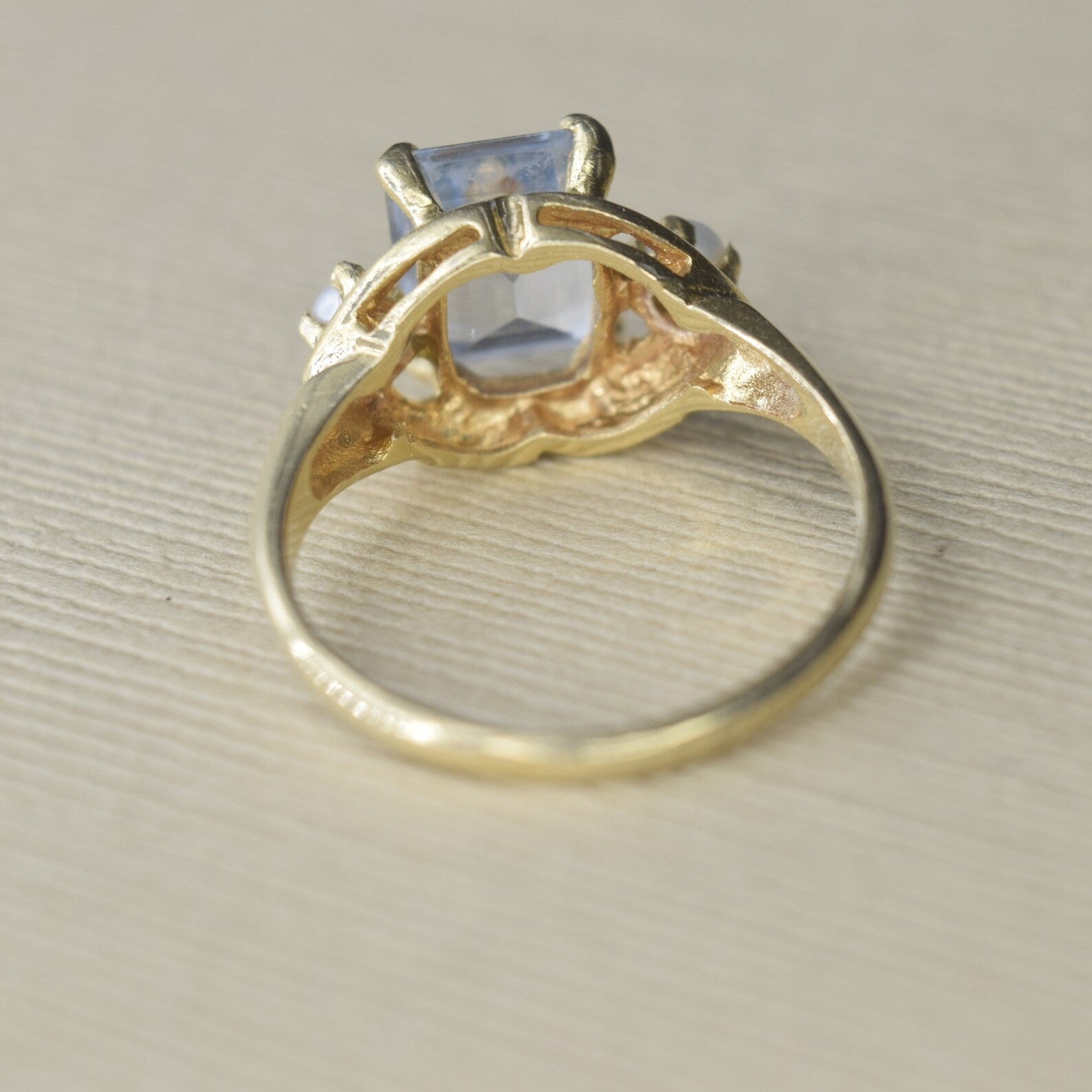 Vintage 14k Gold Spinel and Seed Pearl Ring c.1960s