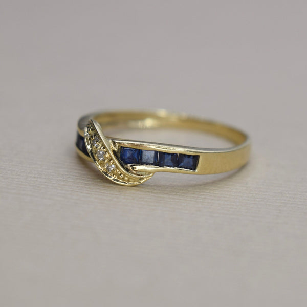 Vintage 14k Gold Sapphire and Diamond Band