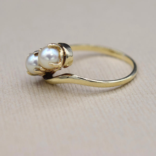 Vintage 14k Gold Cultured Pearl Toi et Moi Ring