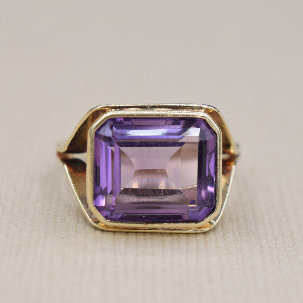Vintage Modernist 14k Gold and Amethyst Ring c.1960s
