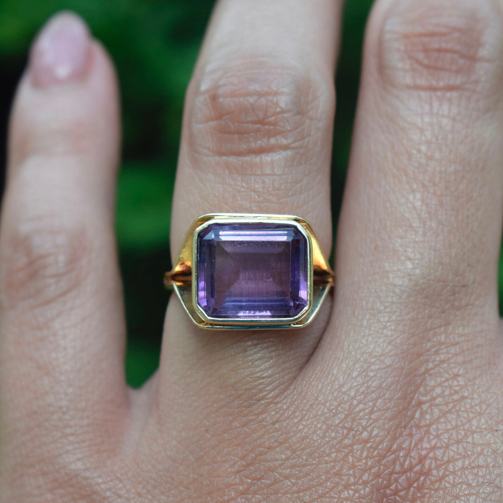 Vintage Modernist 14k Gold and Amethyst Ring c.1960s