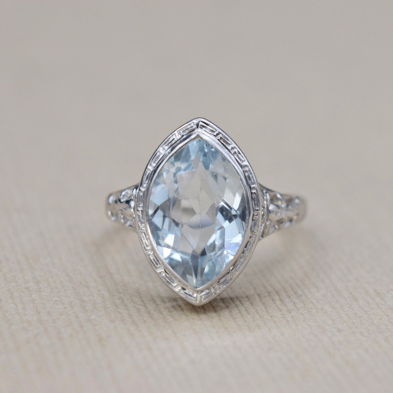 Antique Art Deco 14k White Gold Marquise Cut Aquamarine c.1920