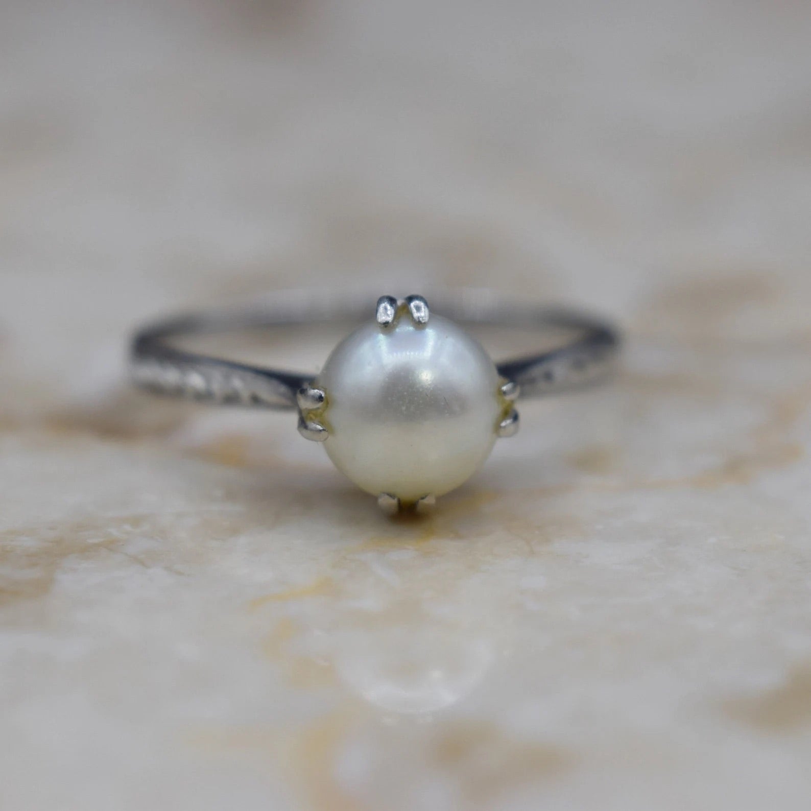 Antique Art Deco 14k White Gold Cultured Pearl Ring