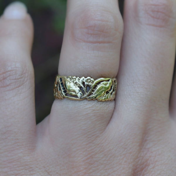 Antique 14k Gold Pierced Bird and Flower Wide Band c.1930s