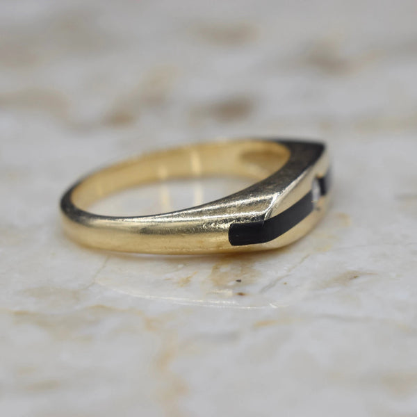 Vintage 14k Gold Ring with Diamond and Onyx Inlay