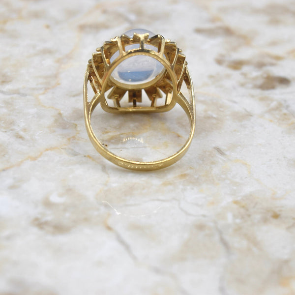 Vintage 14k Gold Austrian Retro Moonstone Cocktail Ring c.1970s