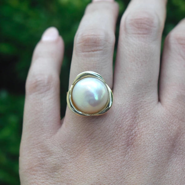 Vintage 14k Gold Mabe Pearl Ring