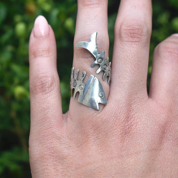 Vintage Mexican Sterling Silver Fishbone Wrap Ring c.1970s