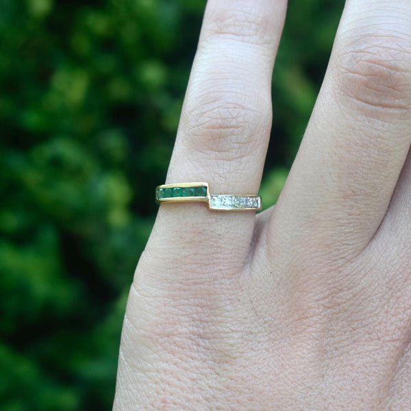 Vintage 14k Gold Diamond and Emerald Band Ring