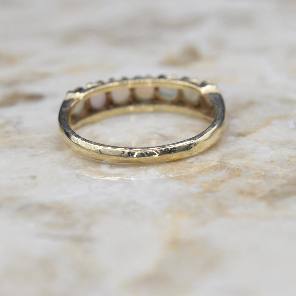 Vintage 14k Gold Opal Band