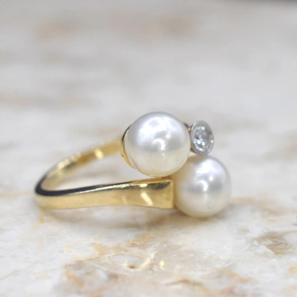 Vintage 14k Gold Pearl and Diamond Ring