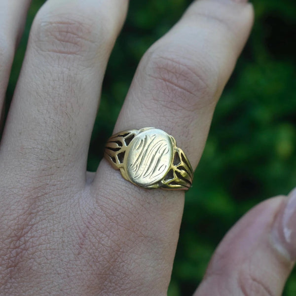 Antique 14k Gold Signet Ring W.M. C.1900