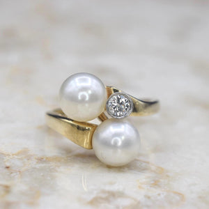 Vintage 14k Gold Pearl and Diamond Ring