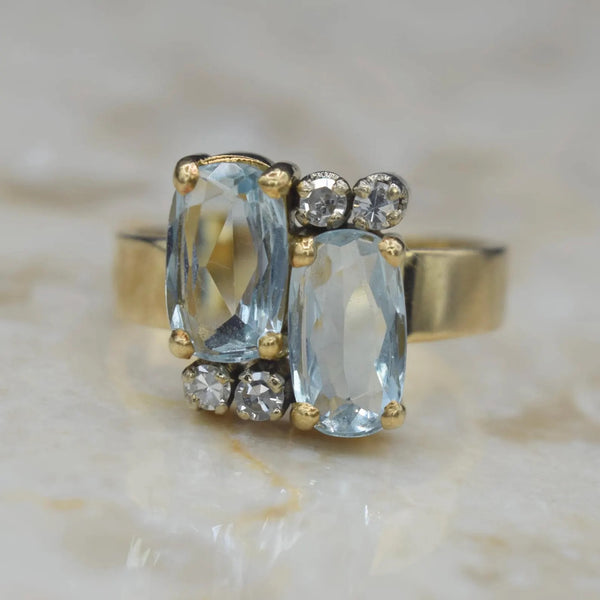 Vintage 18k Gold Aquamarine and Diamond Ring c.1970s