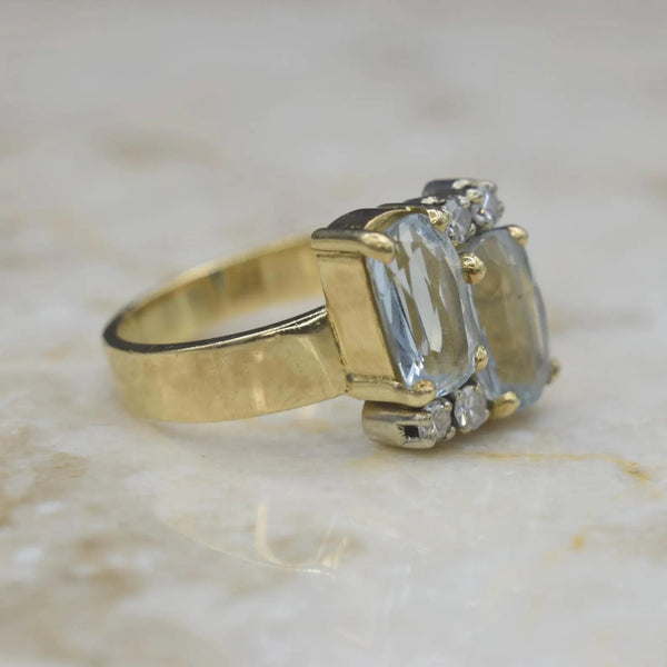 Vintage 18k Gold Aquamarine and Diamond Ring c.1970s