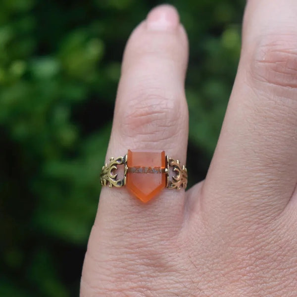 Antique Georgian 14k Gold Carnelian “PAIX” Spinner Ring c.1830