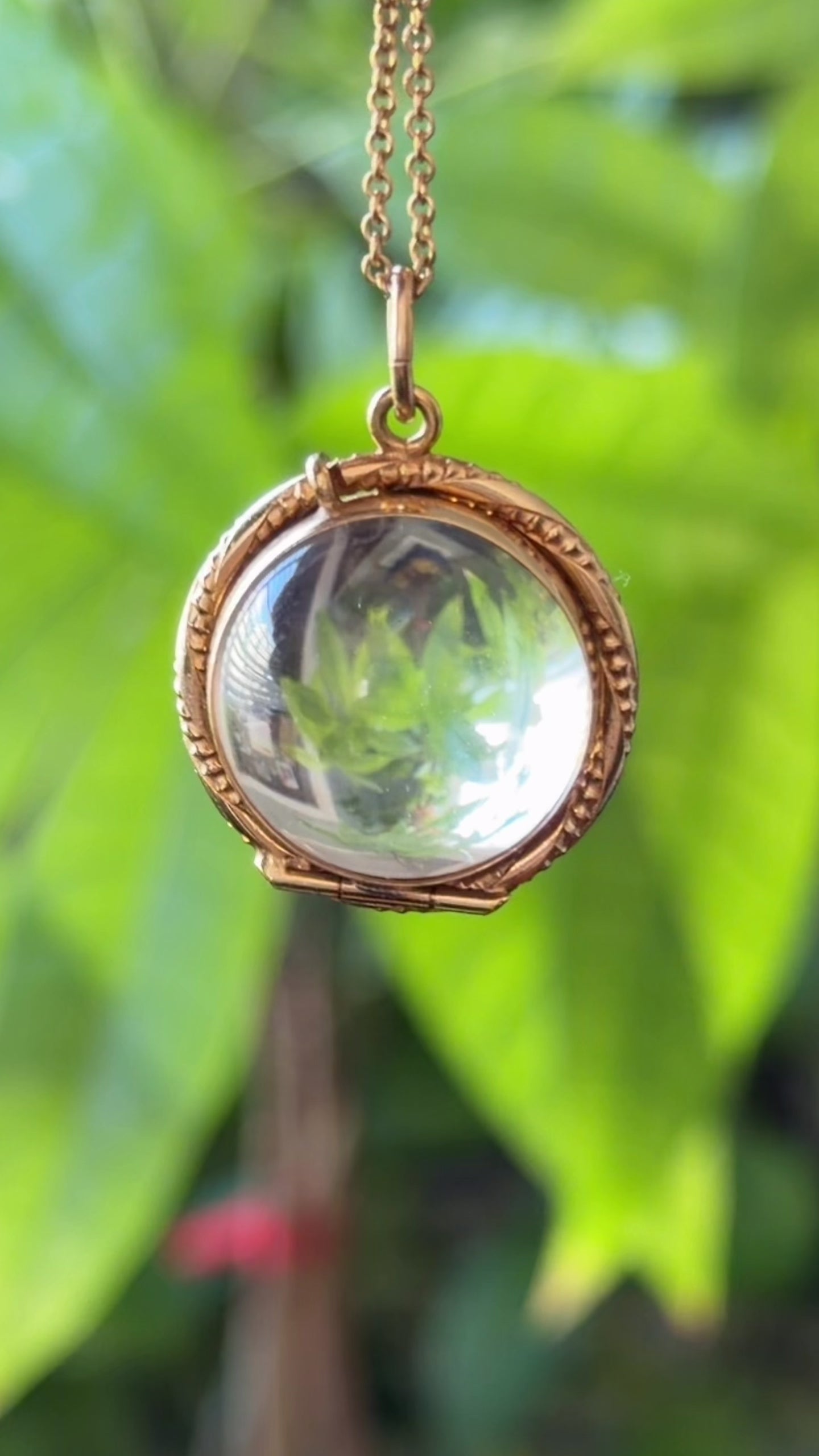 Antique 14k Gold Pools of Light Crystal Locket