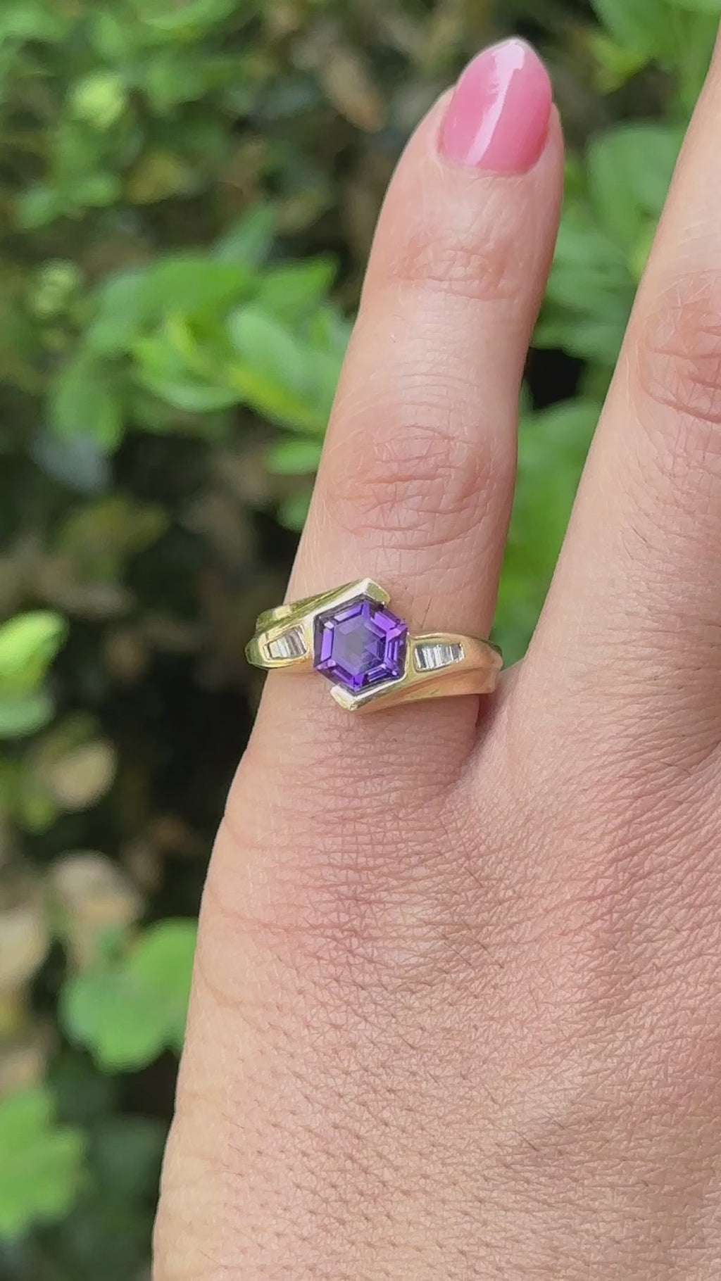 Vintage 14k Gold Hexagon Amethyst and Diamond Ring c.1990s
