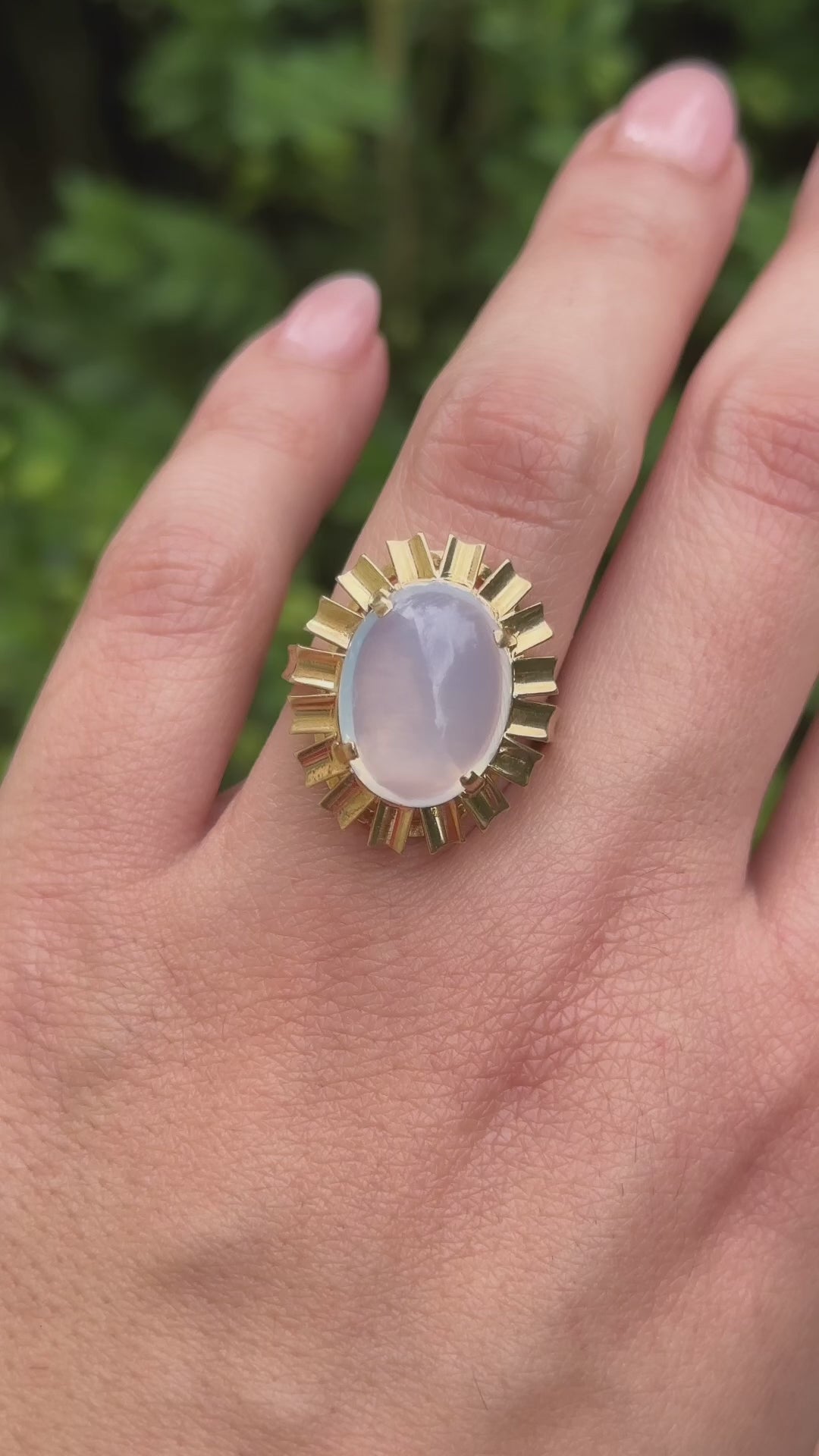 Vintage 14k Gold Austrian Retro Calcedony Cocktail Ring c.1970s