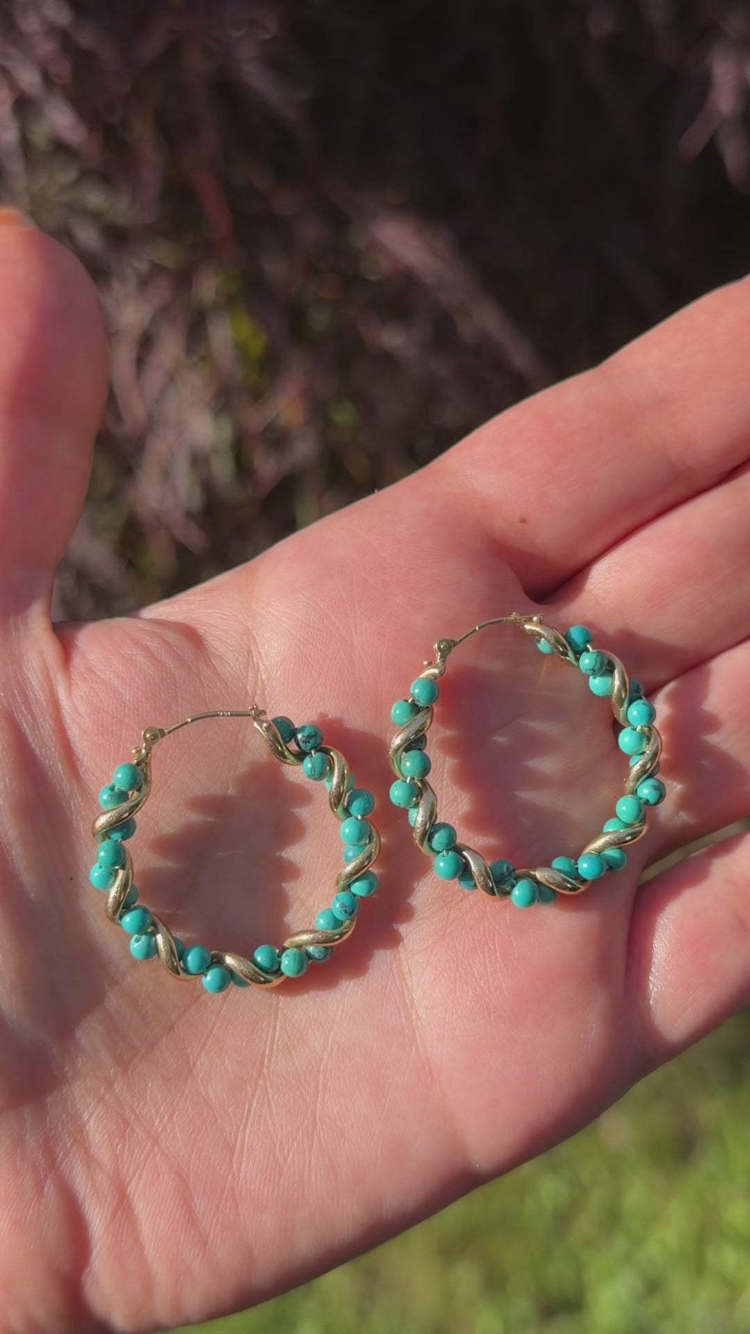 Vintage 14k Gold Turquoise Twist Hoop Earrings c.1980s