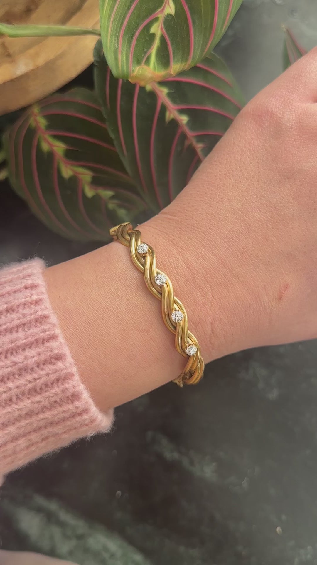 Antique Victorian 14k Gold 1.00 ctw Old European Cut Diamond Hinged Bangle Bracelet