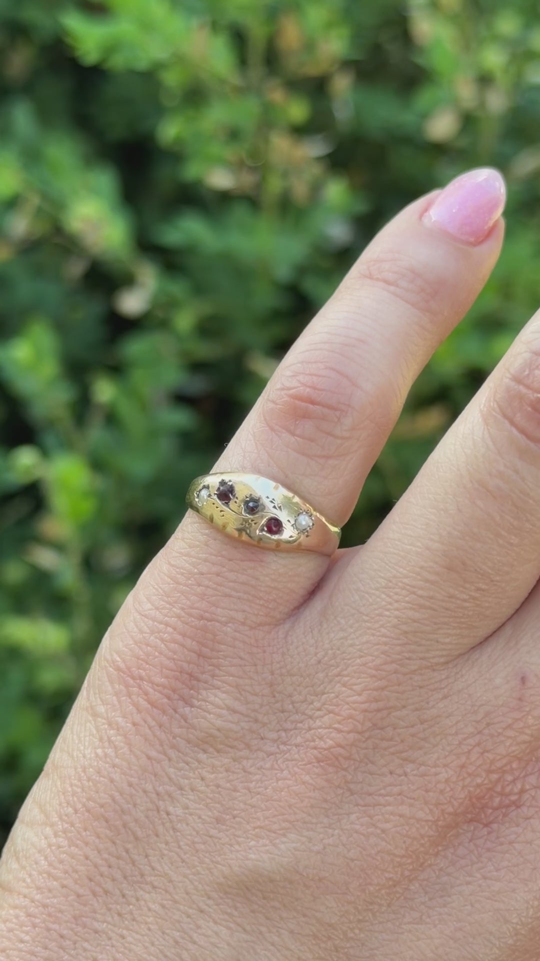 Antique Victorian 15K Gold Garnet & Seed Pearl Ring English Hallmarks 1887