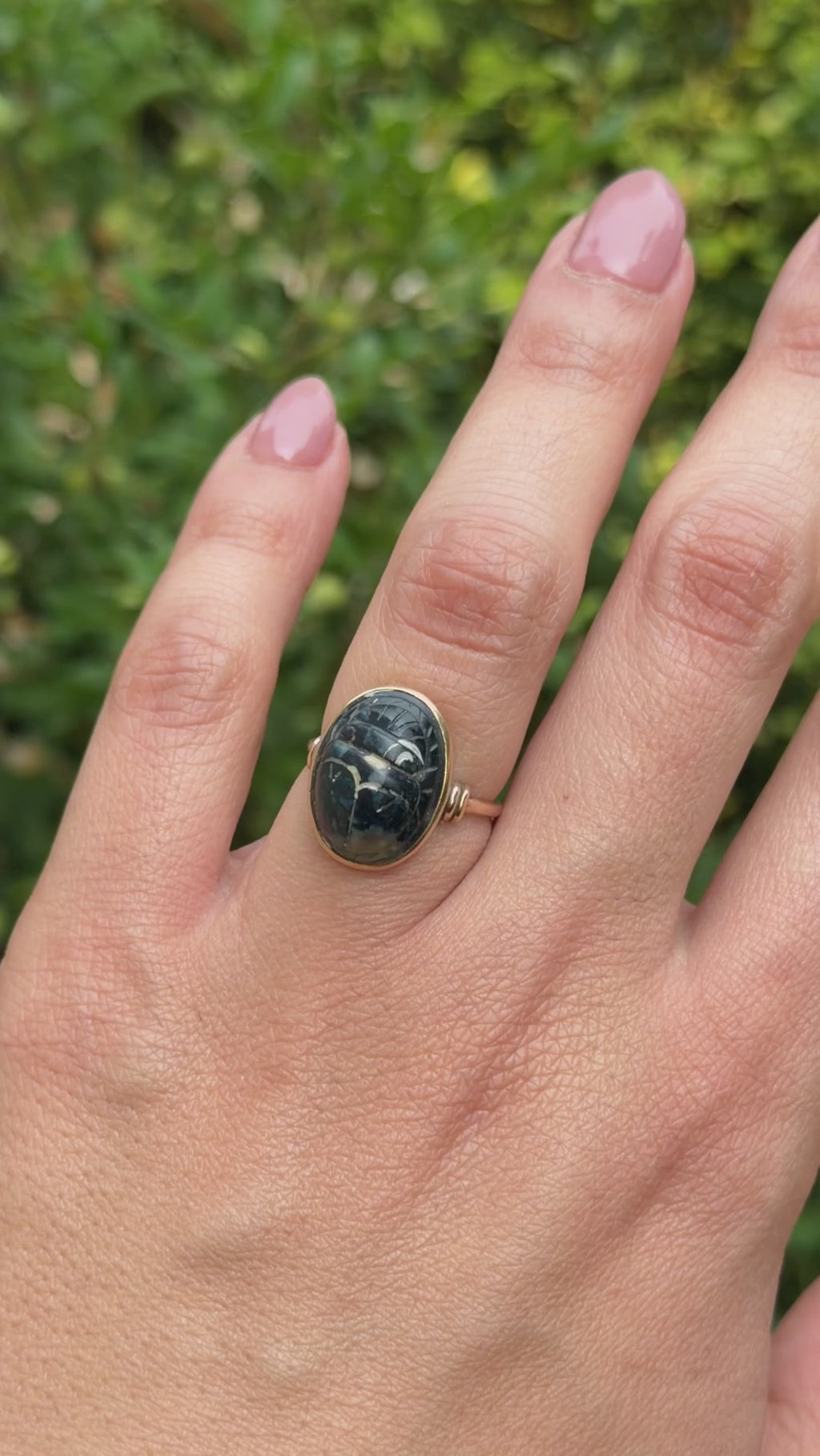 Vintage 14k Gold Egyptian Revival Carved Sodalite Scarab Ring c.1970s