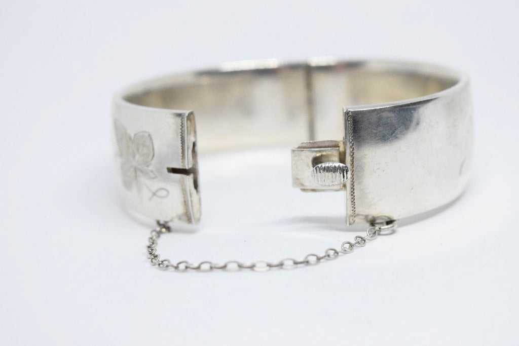 Vintage British Silver Hinged Bangle Bracelet Hallmarked 1965