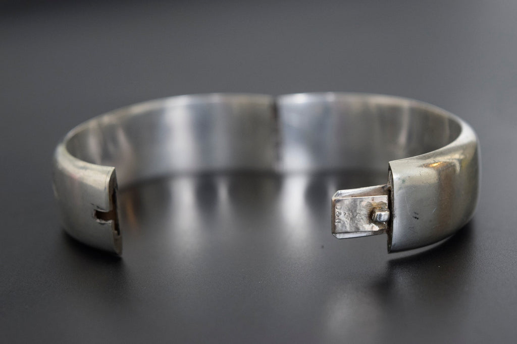 Antique Victorian Aesthetic Era Sterling Silver Bangle Bracelet with Swallow Birds