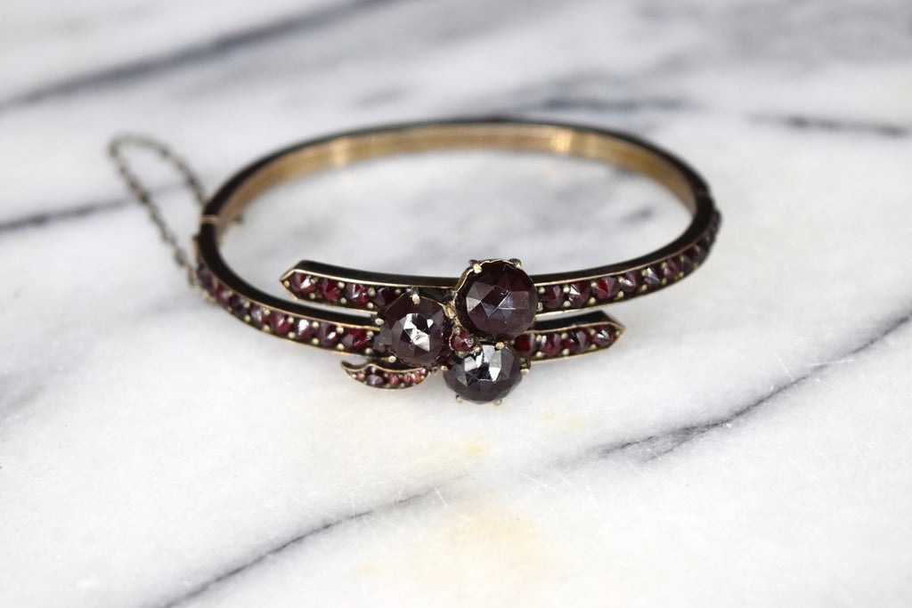 Antique Victorian Bohemian Garnet Three Leaf Clover Bracelet c.1880s