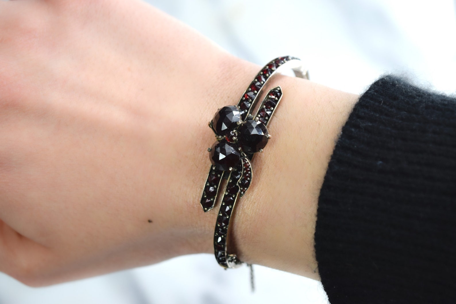 Antique Victorian Bohemian Garnet Three Leaf Clover Bracelet c.1880s