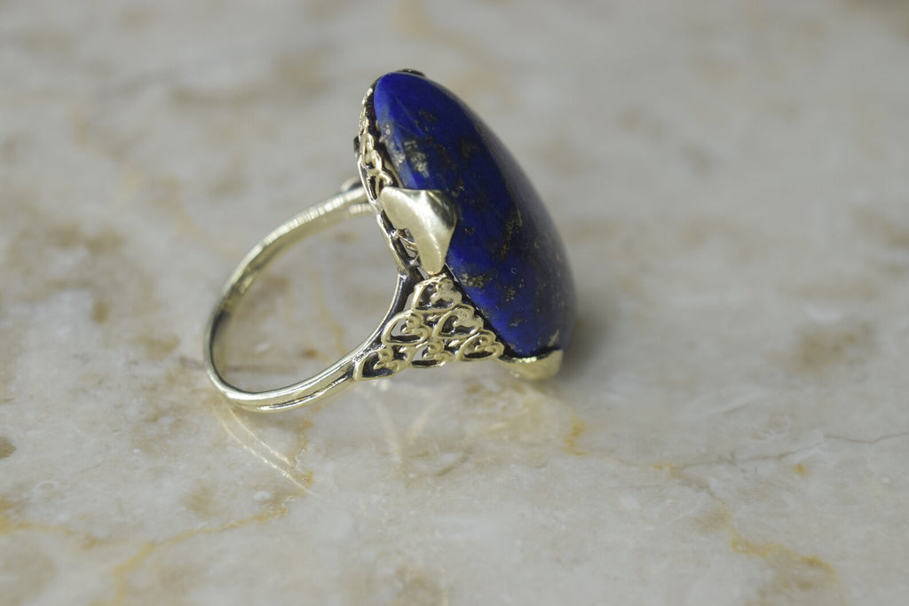 Vintage Big Lapis Lazuli Ring with 14k Gold Heart Setting