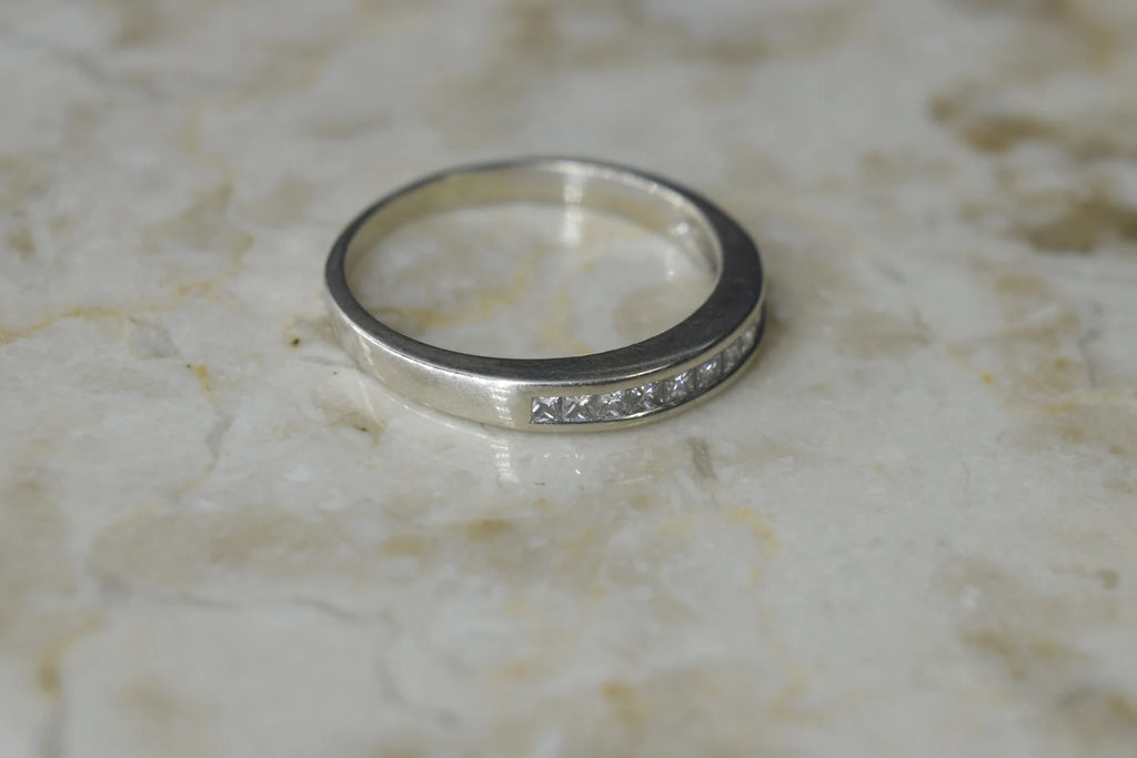 Vintage 14k White Gold Band with Princess Cut Diamonds c.1990s