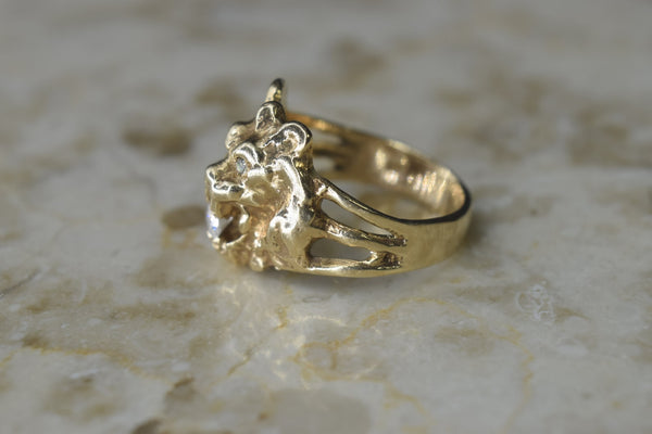 Antique Victorian Lion Ring 14k Gold With Diamonds