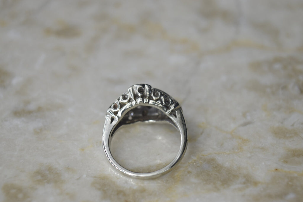Antique Art Deco 14k White Gold Diamond Ring
